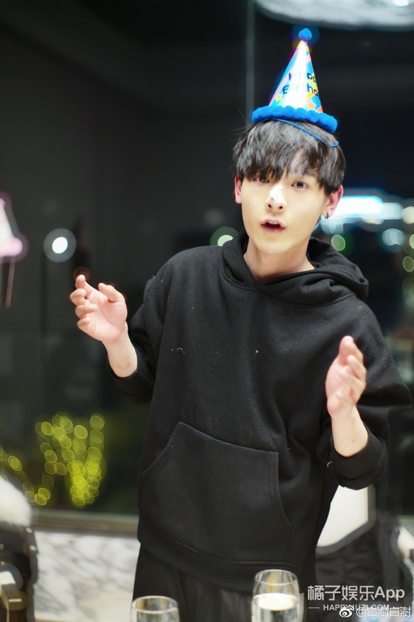 求求你们放过金庸吧！