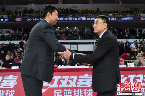 2010cba全明星赛（回看CBA全明星赛20余年历史：篮球以外还有故事）