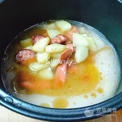 臘腸飯,臘腸飯的做法電飯煲