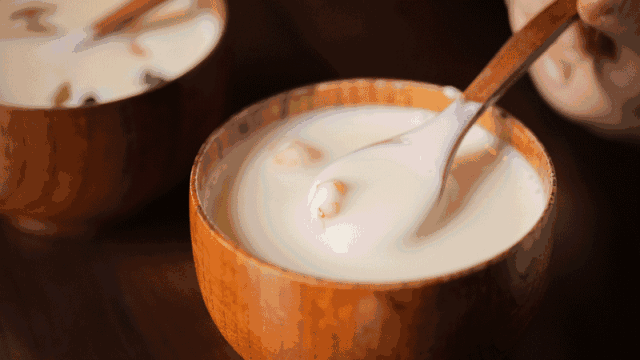 脱脂酸奶的功效与作用（酸奶对身体的9大好处）