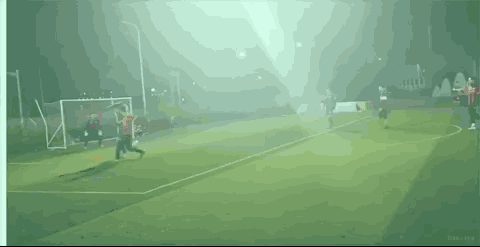 鹿晗足球为什么那么好（与蔡徐坤同为美少年偶像的鹿晗，为何在足球世界也这么吸粉？）