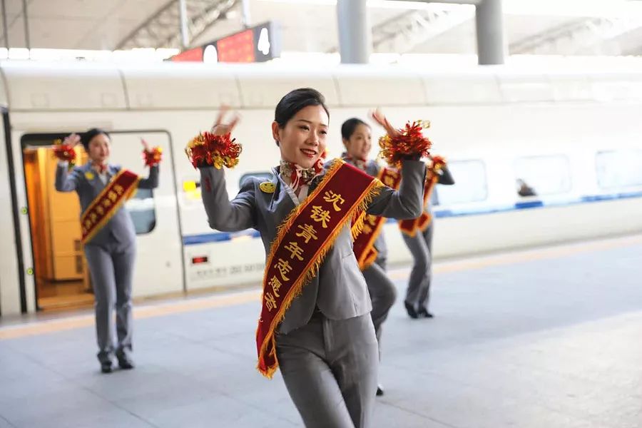 拜年啦！今年春节我值班