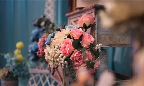 2019年最佳成人作文：《喝酒》