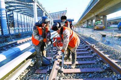 13号线清河站拨线工程进入倒计时 京城地铁首次铺上树脂轨枕