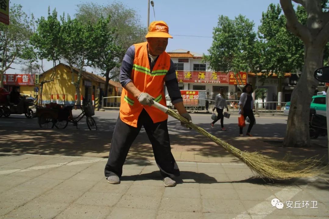 学习的榜样！安丘这名环卫工人火遍全潍坊！他是谁？