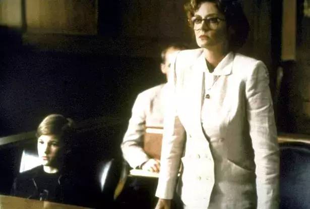 一个好律师，足以改变一个人，甚至一个家庭的命运