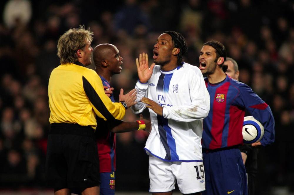 切尔西vs巴萨(2005年欧冠蓝军淘汰巴萨，一场充斥着争议的史诗对决（下）)