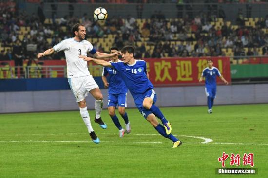 中国杯：乌拉圭4：0大胜泰国 成功卫冕