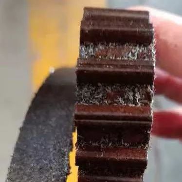 这款车发动机严重缺陷！车主：偷工减料，维权到底！