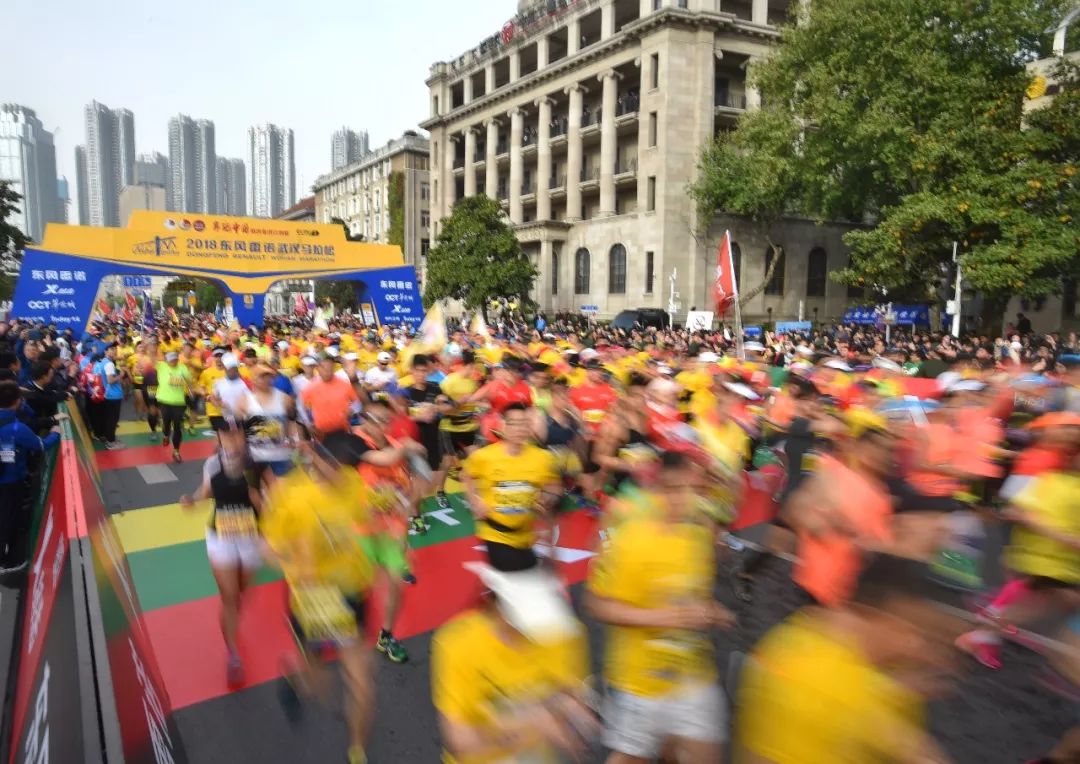 武汉马拉松2019时间几点结束（2019武汉马拉松明日开跑！天气、路况、出行……最强观赛指南抢先看）