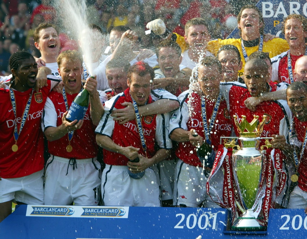 阿森纳亨利高清壁纸（英超时代最伟大的10位阿森纳球星：亨利排名榜首无悬念！）-趣拿体育