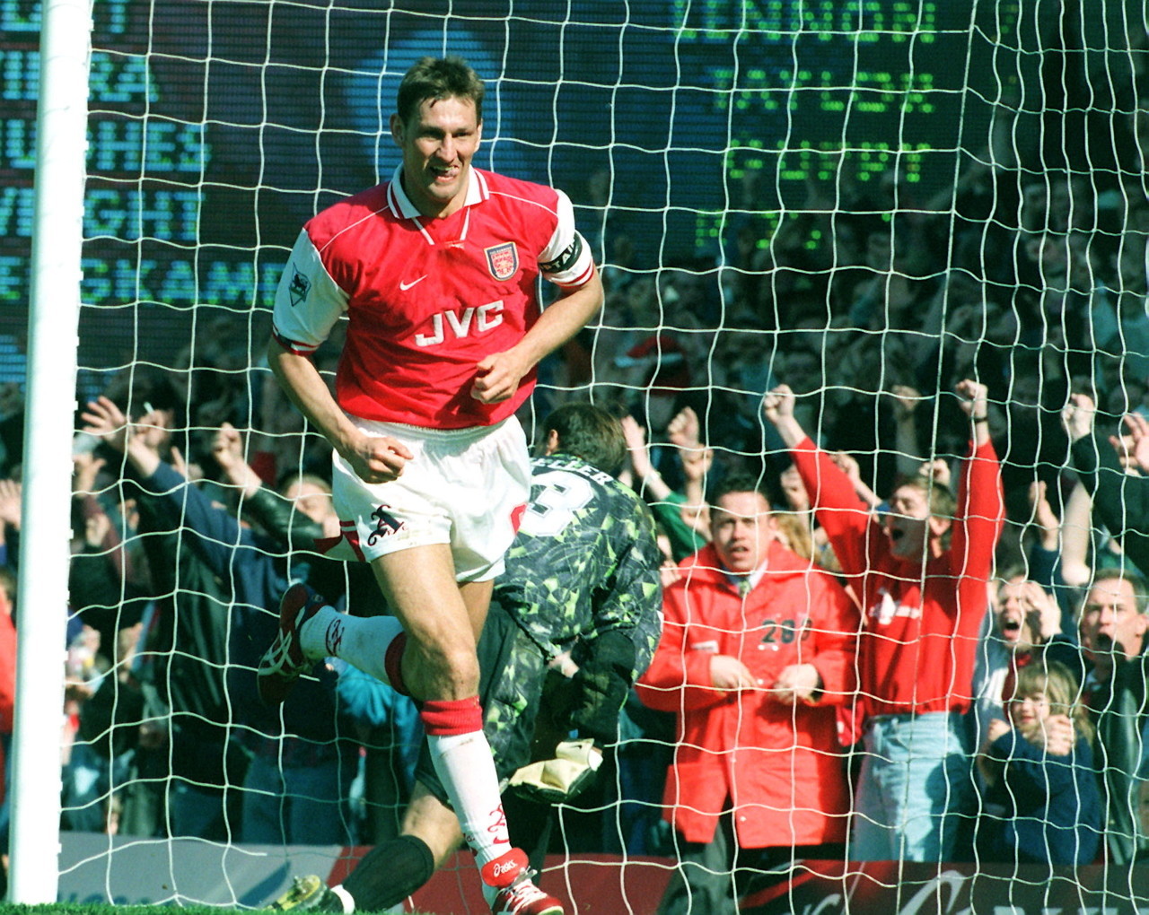 阿森纳亨利高清壁纸（英超时代最伟大的10位阿森纳球星：亨利排名榜首无悬念！）