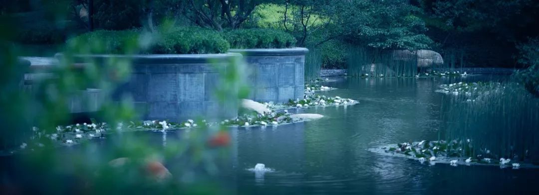 广州星河湾酒店网球场(地王频出的西安，谁是真正不减配的顶尖品质住区？)