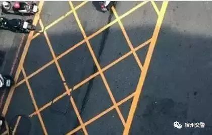 停車位數字腦筋急轉彎（安全課堂｜在禁停區域臨時停車，怎樣才能不挨罰？）