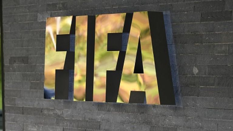 FIFA放弃卡塔尔世界杯扩军计划(官方：国际足联放弃卡塔尔世界杯扩军至48队的计划)