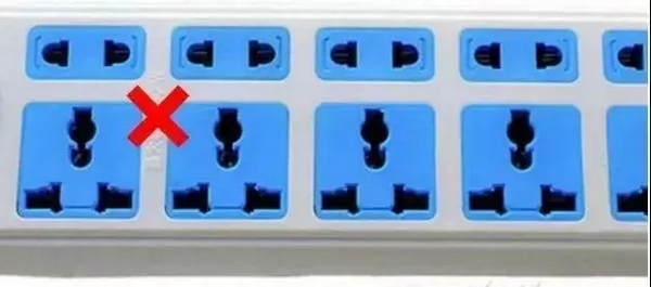 男子睡梦中被炸伤，竟是这几样东西放在床头导致