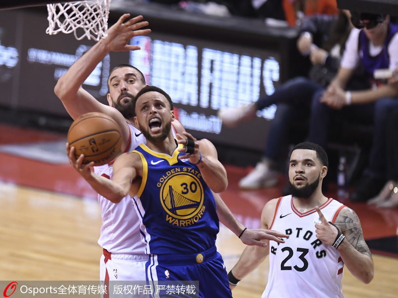 nba总决赛猛龙有哪些人(NBA总决赛—西亚卡姆32 8伦纳德23分 猛龙胜勇士总分1—0)