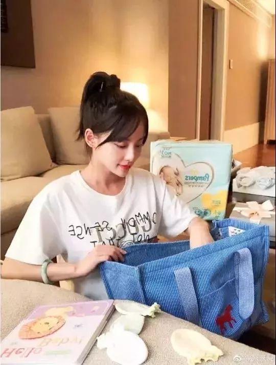 年度礼物剁手清单！！！送巨婴女友还有这种操作？