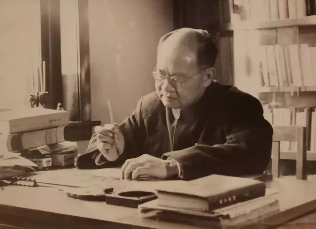 《古文观止》传世名句，句句经典，代表文言文的最高水平