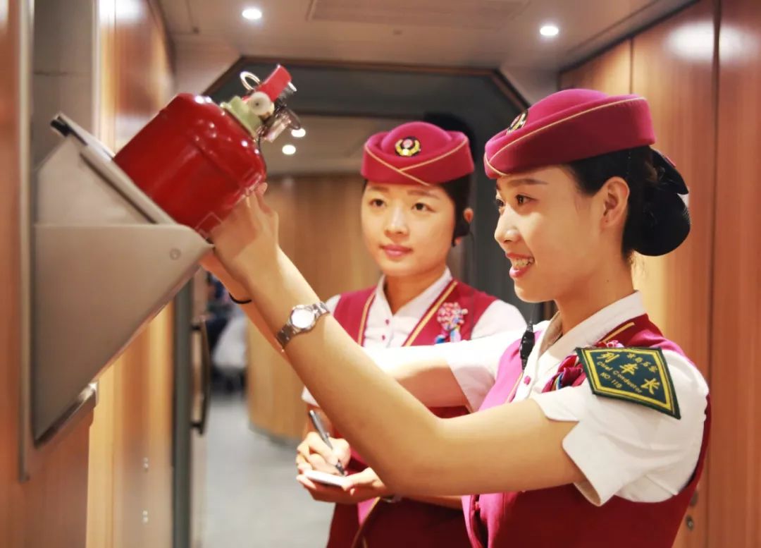 想来铁路上班？这些学校最靠谱！