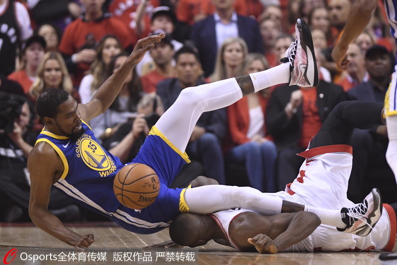 NBA总决赛—水花兄弟砍57分杜兰特再伤退 勇士胜猛龙总分2—3