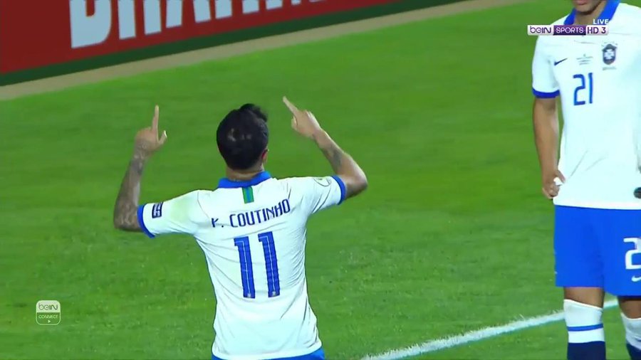 GIF：库蒂尼奥头球梅开二度，巴西2-0玻利维亚