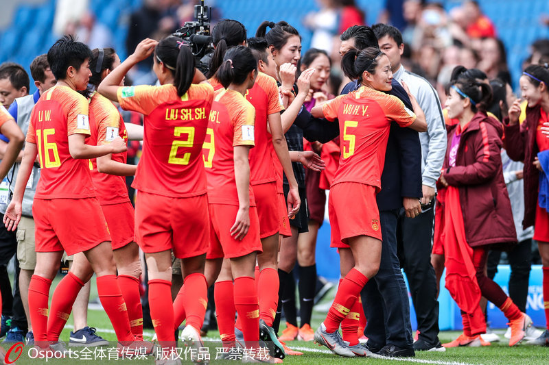 2019女足世界杯16强战况(世界杯：彭诗梦屡献神扑 中国女足0—0平西班牙女足晋级16强)