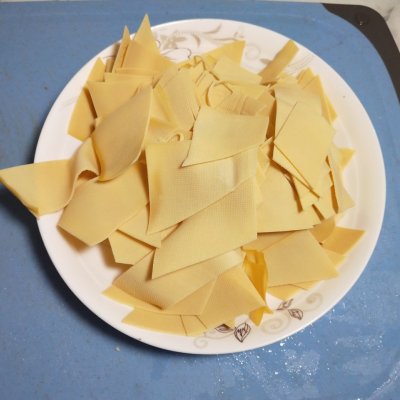 尖椒干豆腐的做法 东北尖椒干豆腐步骤图片-起航号