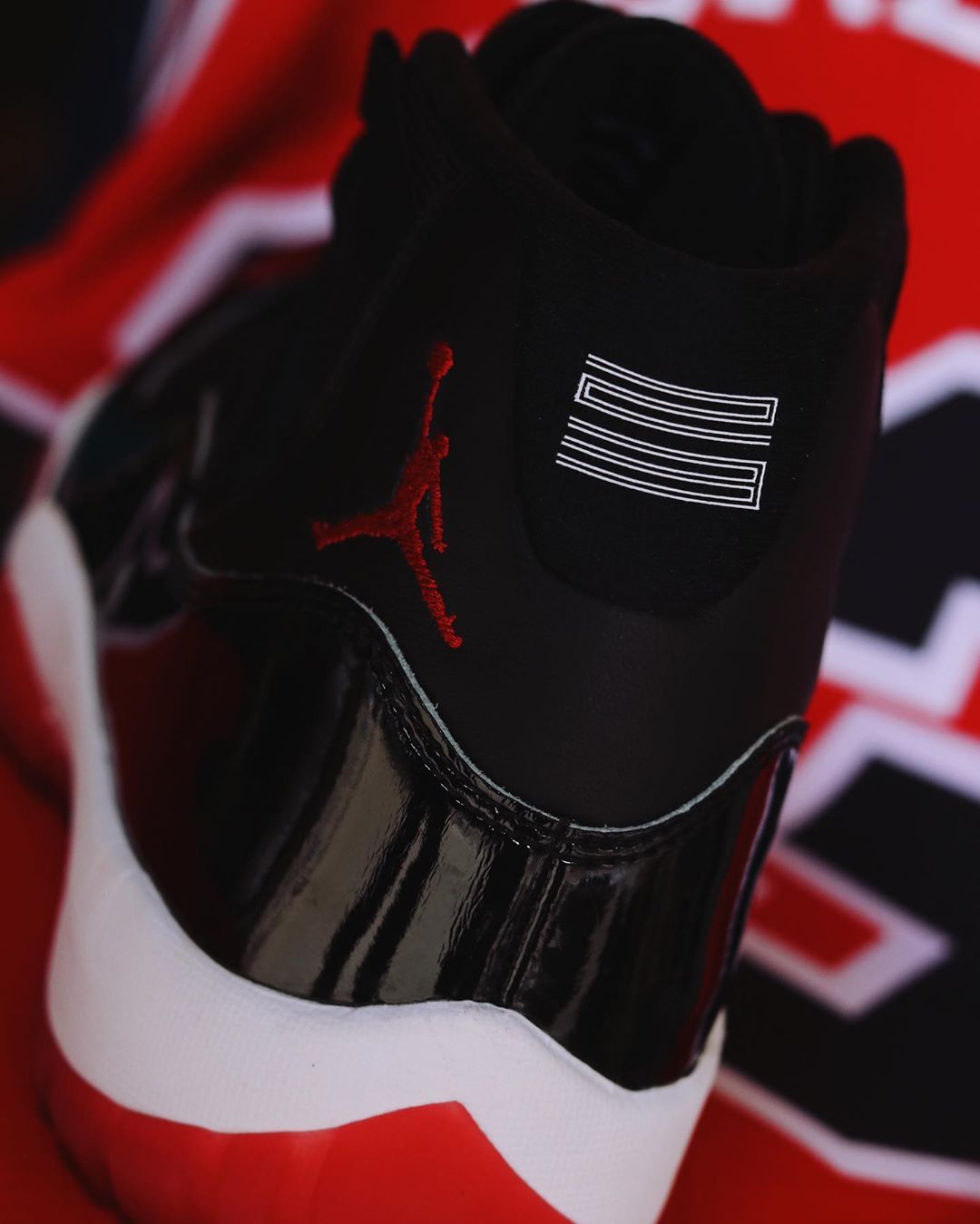 aj11黑紅（目前最好看的上腳圖來了！黑紅 AJ11 真的難以抗拒）