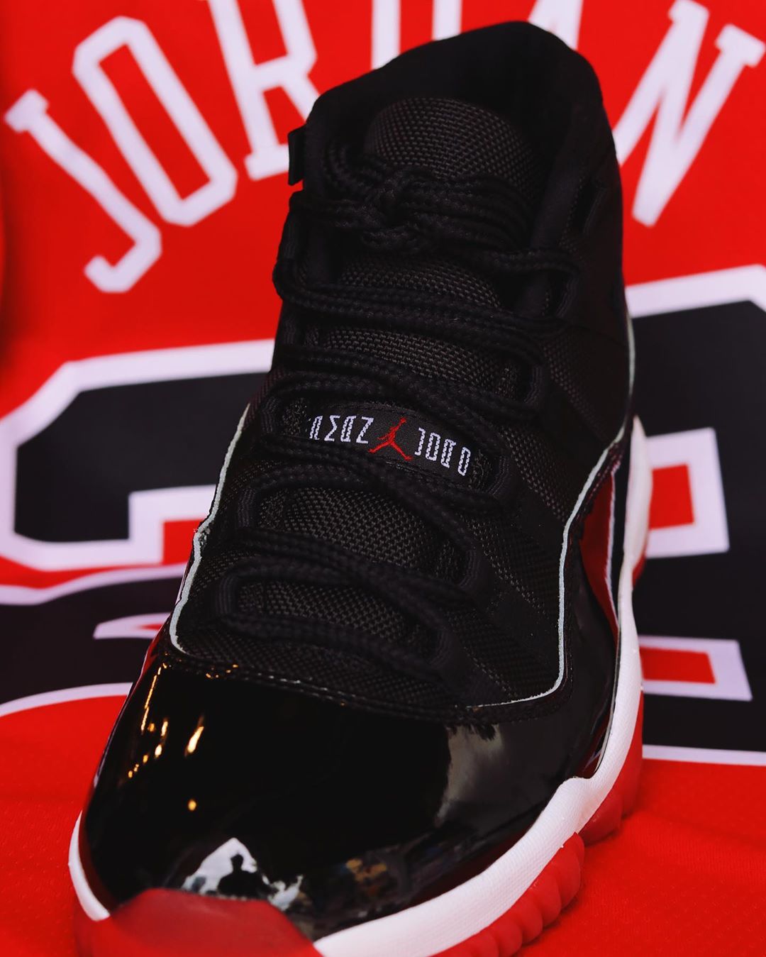 aj11黑紅（目前最好看的上腳圖來了！黑紅 AJ11 真的難以抗拒）