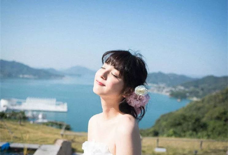 最强海边拍照攻略！去海边这么拍，瞬间好看 100 倍