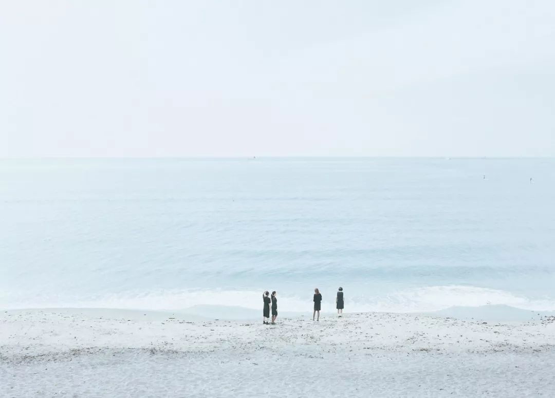 最强海边拍照攻略！去海边这么拍，瞬间好看 100 倍