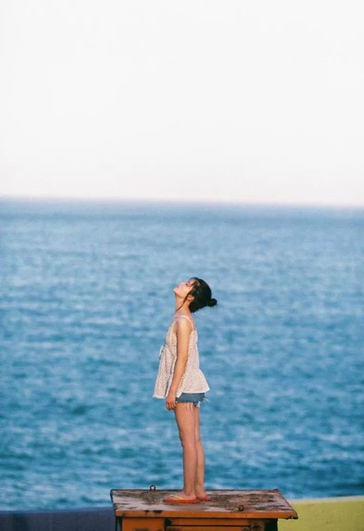 最强海边拍照攻略！去海边这么拍，瞬间好看 100 倍