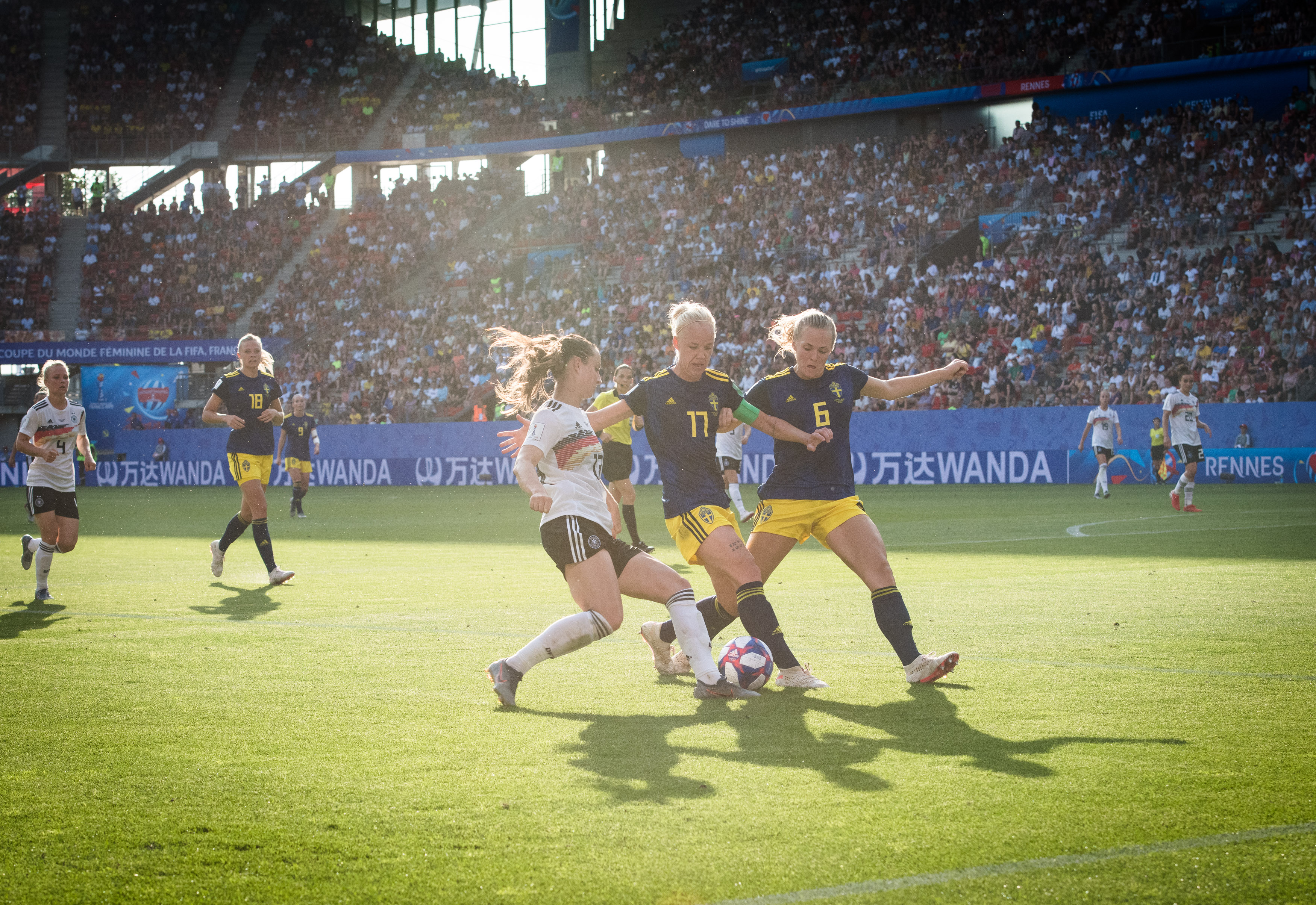 德国瑞典女足世界杯2019(女足世界杯 | 瑞典队淘汰德国队晋级四强)