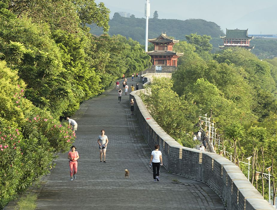 马祖岩环山栈道图片