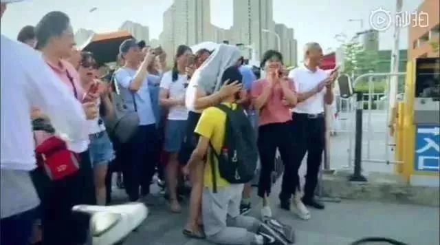 2019高考状元揭晓：你和顶级学霸的差距，不是家庭背景，而是......