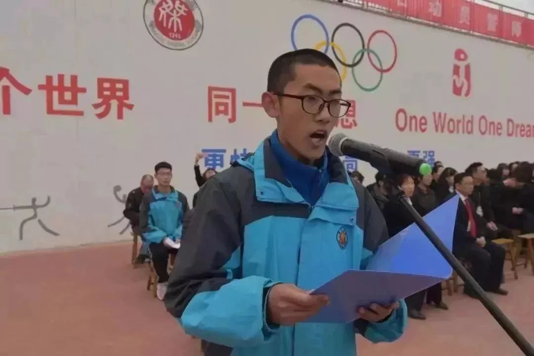 2019高考状元揭晓：你和顶级学霸的差距，不是家庭背景，而是......