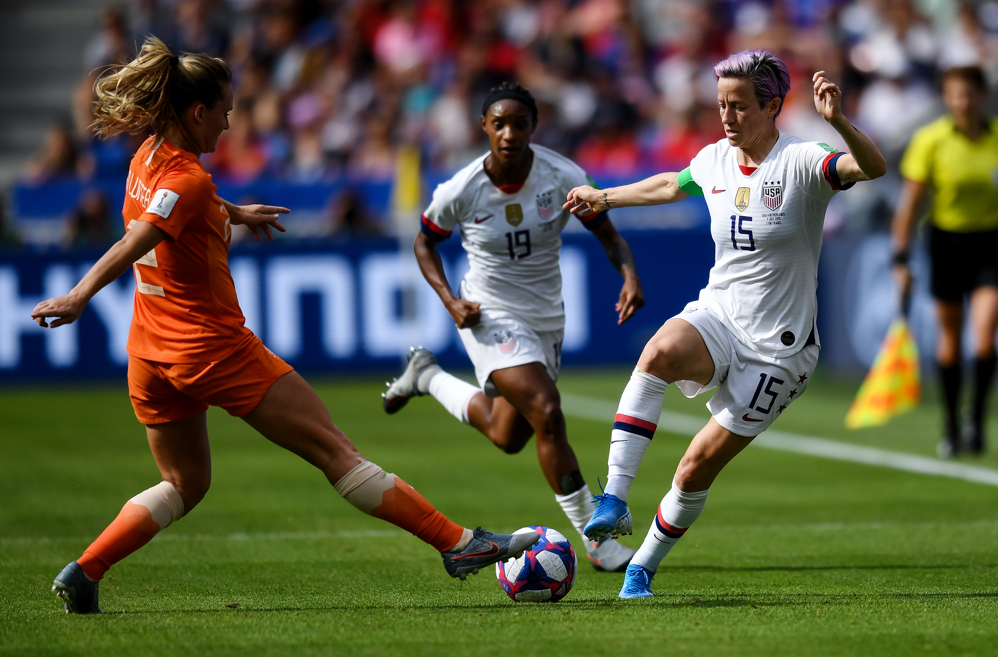 法国世界杯决赛美国队对荷兰实况(足球——决赛:美国队对阵荷兰队)