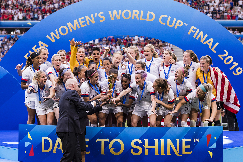 女足世界杯为什么改成2019（FIFA：2023年女足世界杯收到四份申请，明年6月决定主办国）