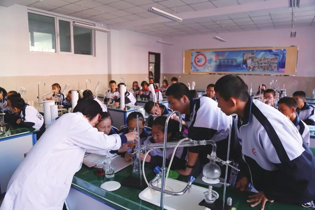 勤勉耕耘育英才 立德树人向未来——北师大集宁附中发展纪实