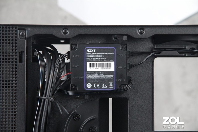 设计经典性能升级 NZXT H210i机箱评测