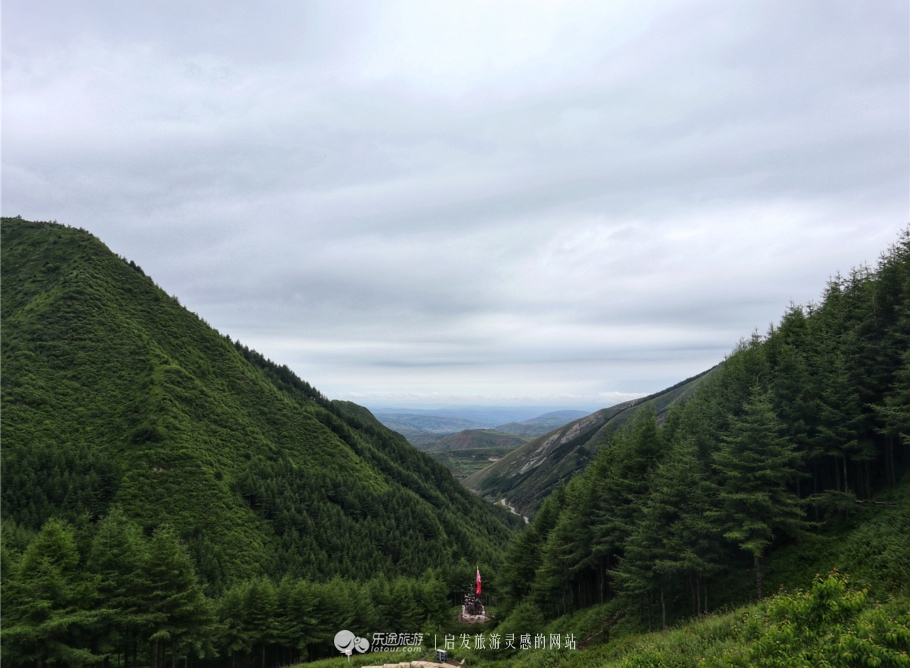 重走长征二万五，忆苦思甜胜利路