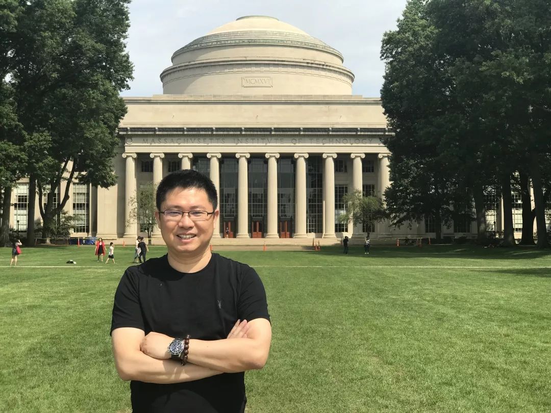 朱雍上坤集团上海区域总经理第六期房地产金融课题组学员q&aq:在易居