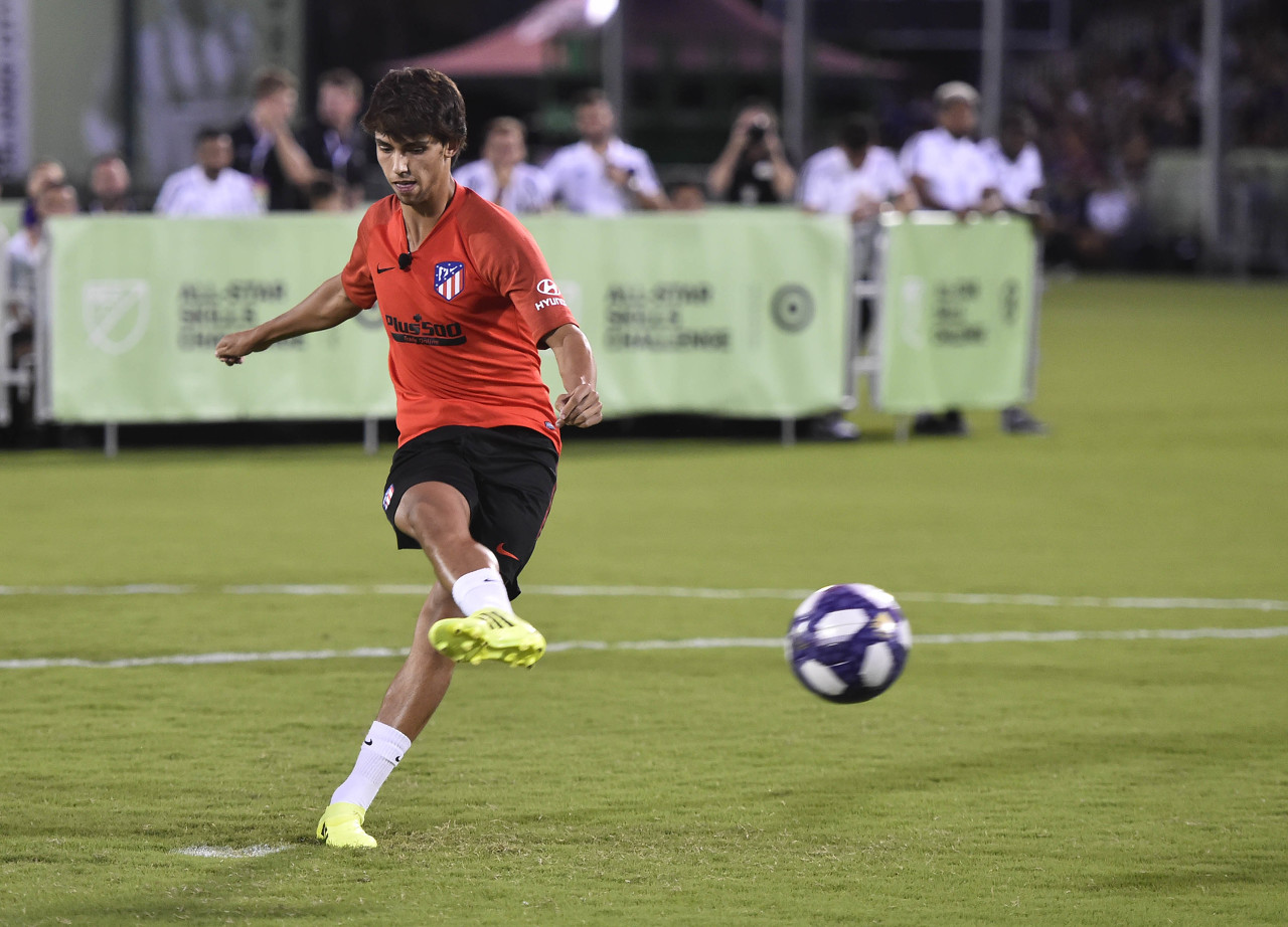 欧洲金童奖60人候选名单公布（欧洲金童奖60人候选名单：菲利克斯、贡多齐在列）-趣拿体育