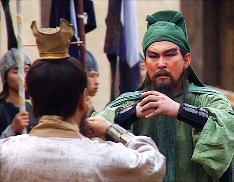 先主之袭杀徐州刺史车胄,使羽守下邳城,行太守事,异上,宋本有无字.