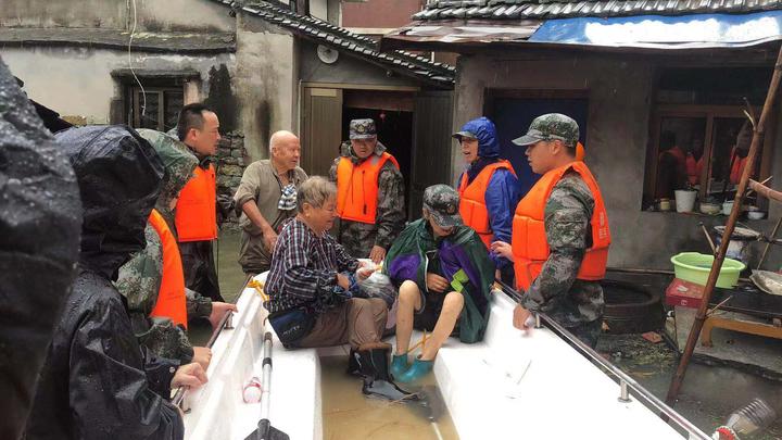 动态丨杭州湾跨海大桥双向开始放行小客车，限速60码