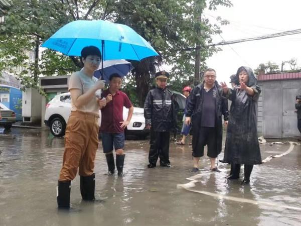 动态丨杭州湾跨海大桥双向开始放行小客车，限速60码