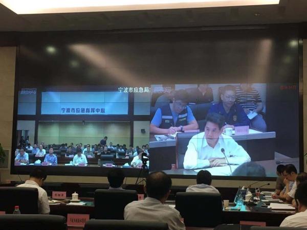 动态丨杭州湾跨海大桥双向开始放行小客车，限速60码