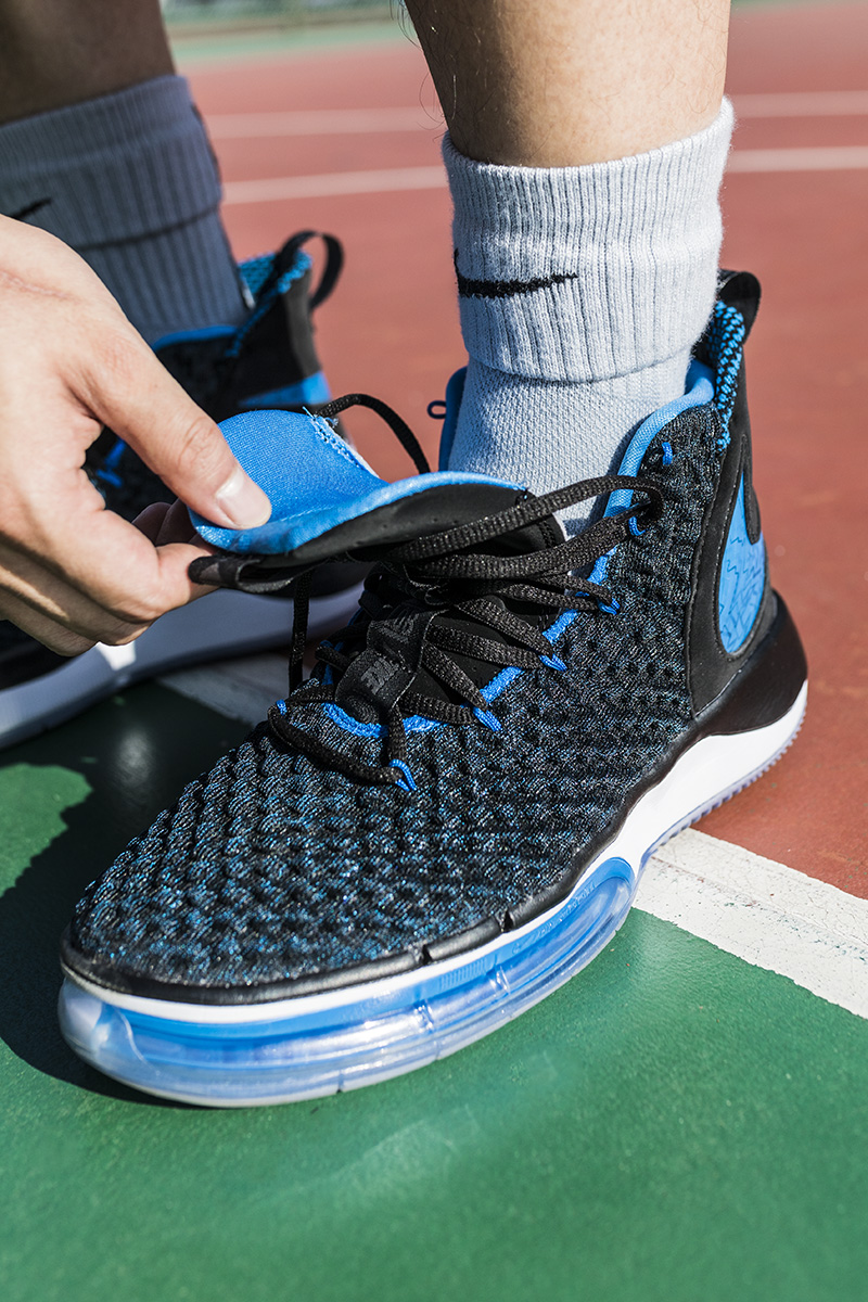 nike最高配置鞋（重新定義澎湃軟彈！這雙 Nike「最新頂級戰靴」穿上就想跳）
