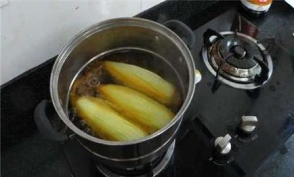 煮玉米正确方法及时间（如何正确煮玉米方法）